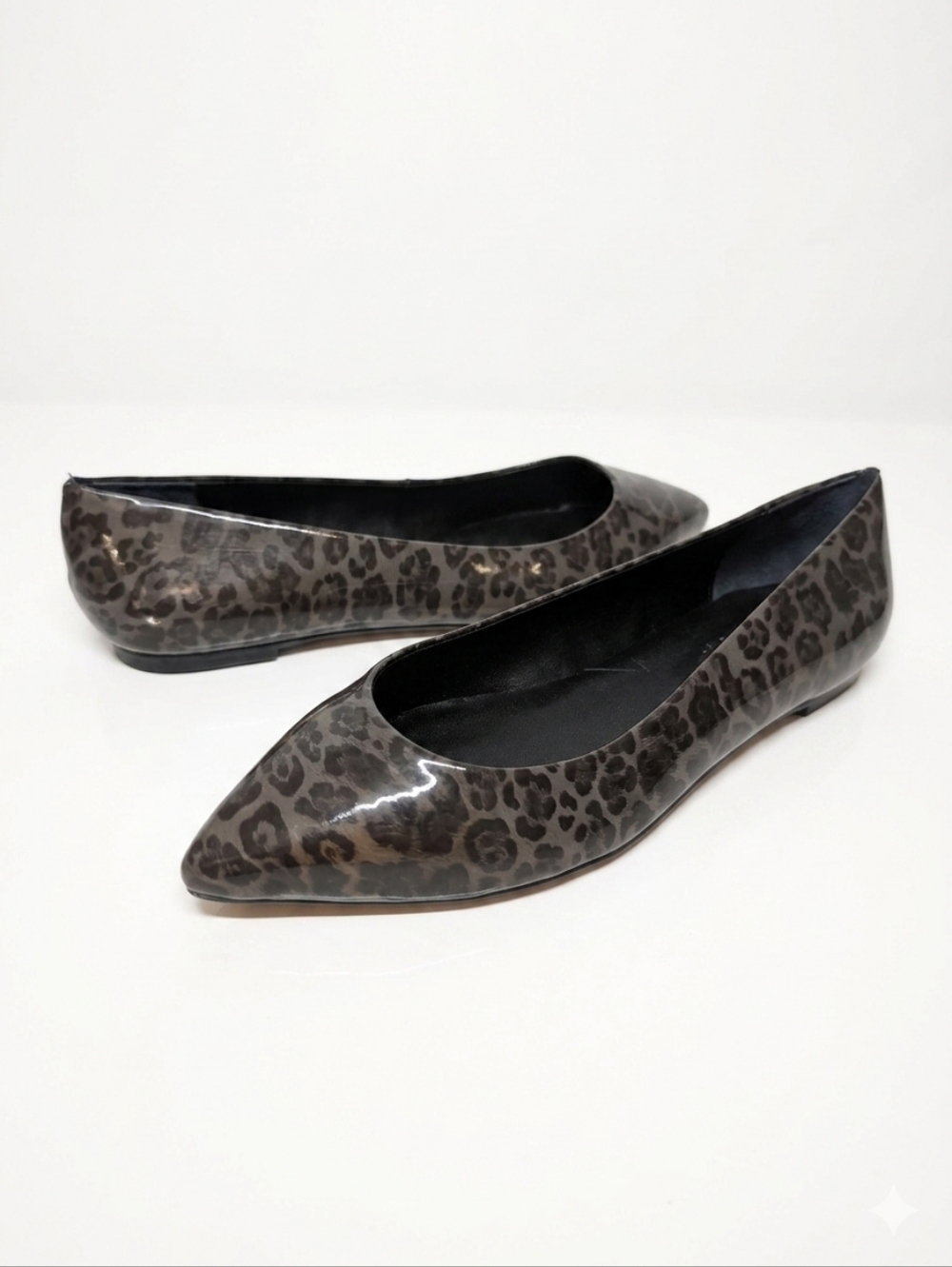 Talbots Pointed Toe Leopard Print Flats Womens Size 6.5 W Made In Brazil Brown